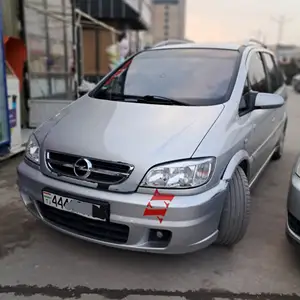 Opel Zafira, 2004