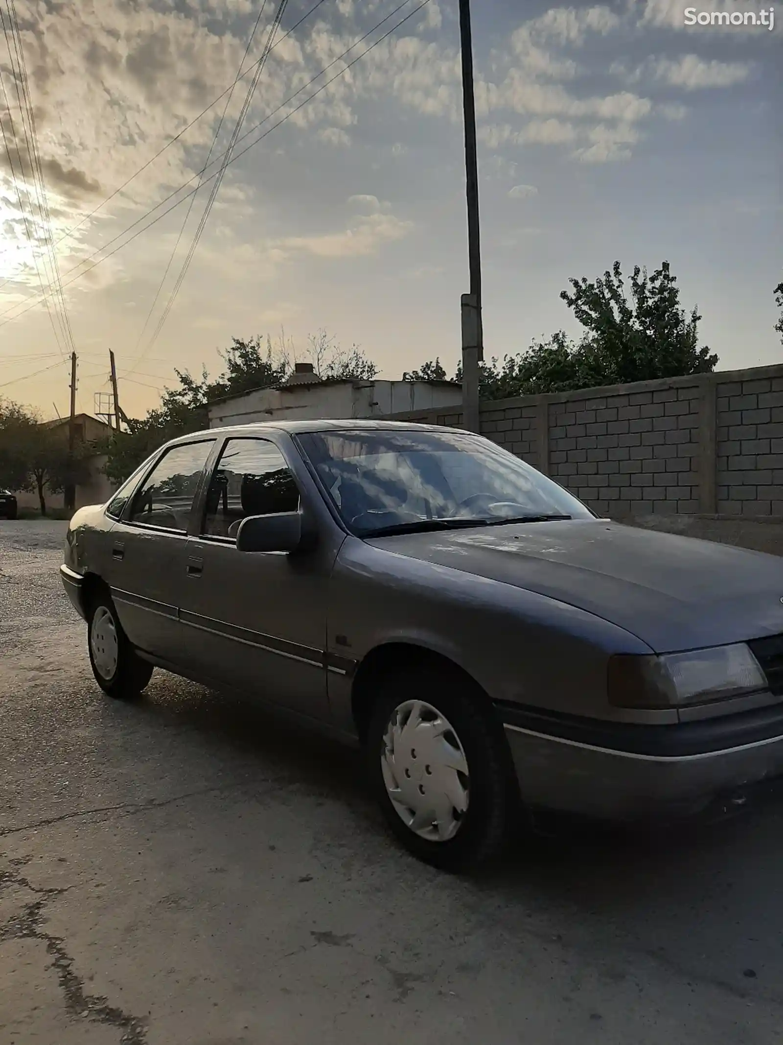 Opel Vectra A, 1990-4