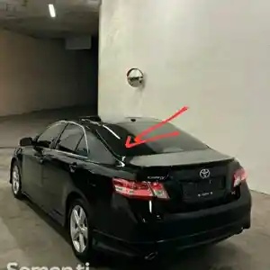 Заднее стекло от Toyota Camry 2