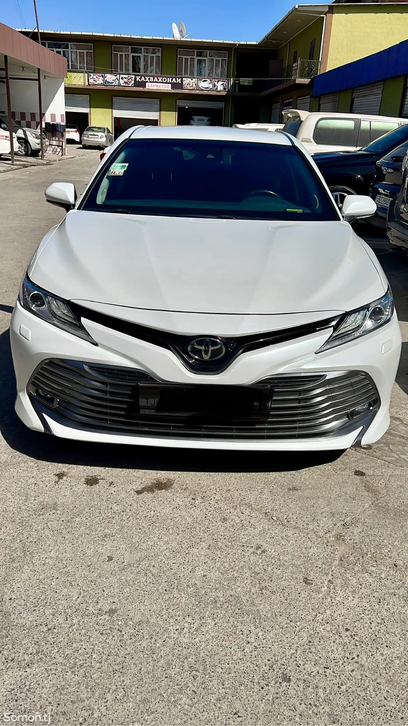 Toyota Camry, 2019-1