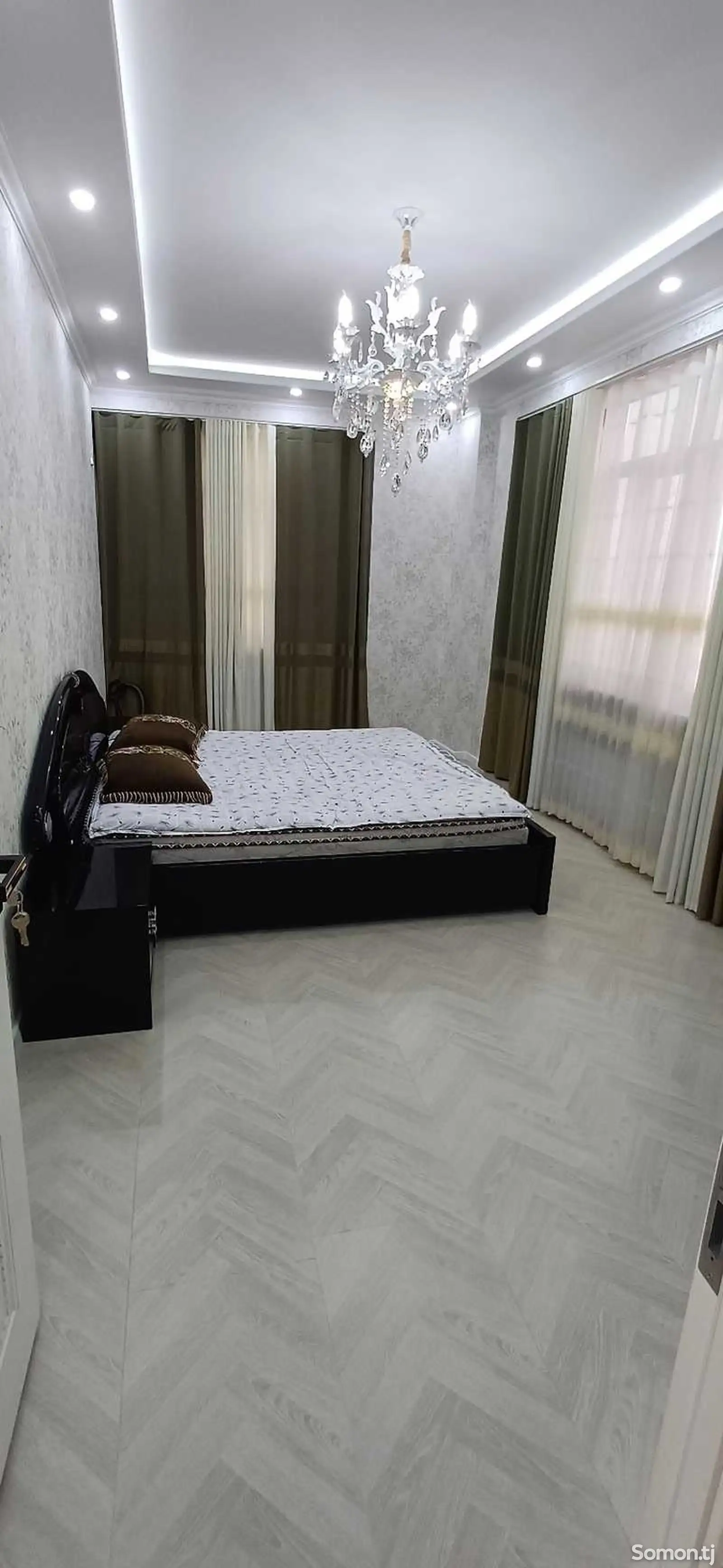 2-комн. квартира, 13 этаж, 70м², Сомони-1