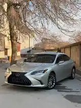 Lexus ES series, 2019-2