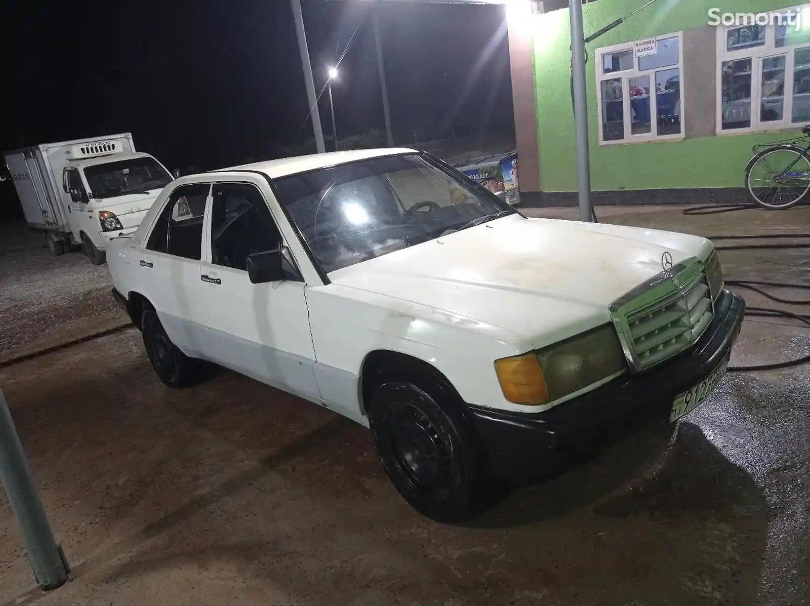 Mercedes-Benz W124, 1988-2