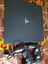 Игровая приставка Sony PlayStation 4 Pro-3