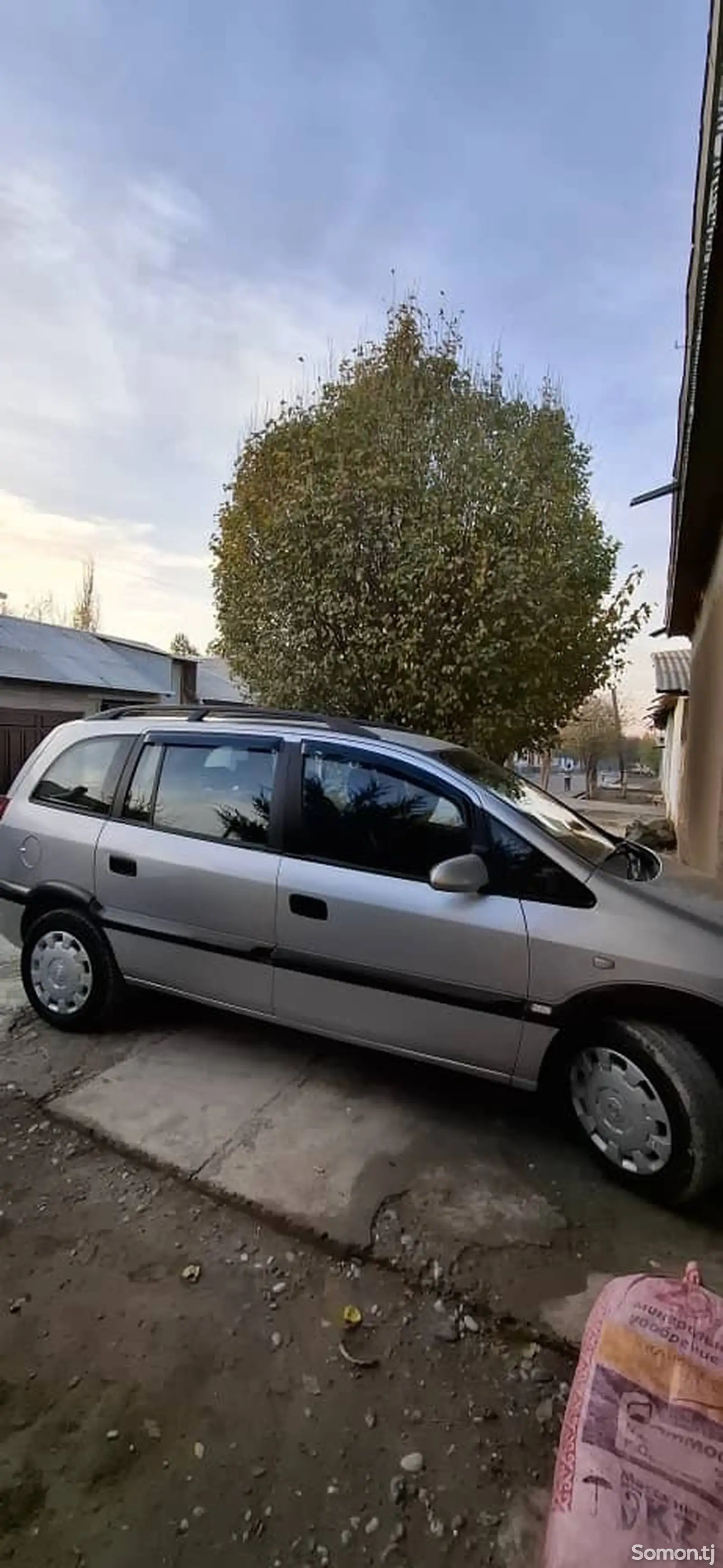 Opel Zafira, 2000-1