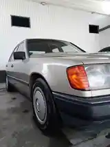 Mercedes-Benz W124, 1987-11