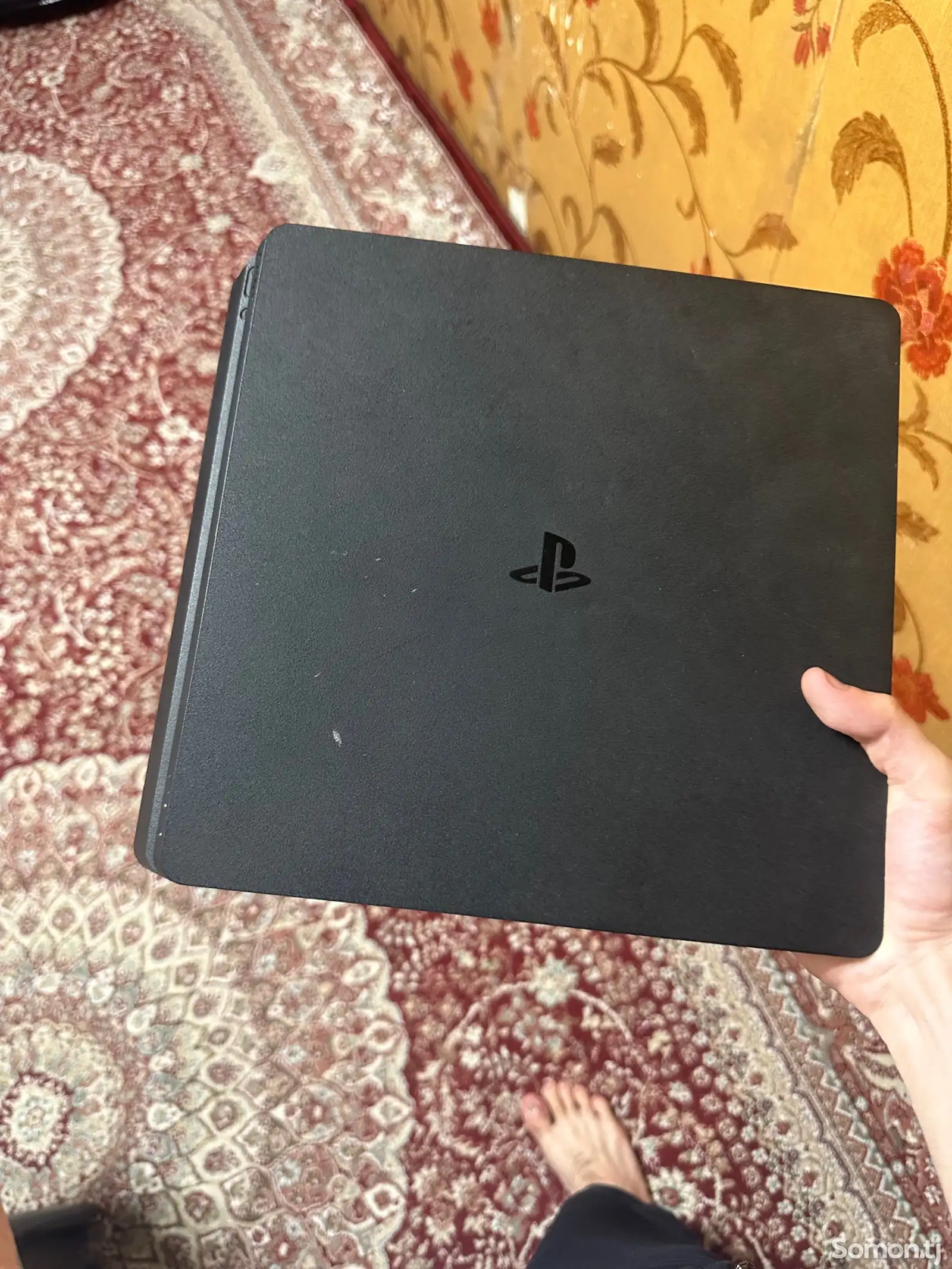 Игровая приставка Sony PlayStation 4 slim