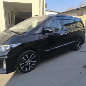 Toyota Estima, 2014