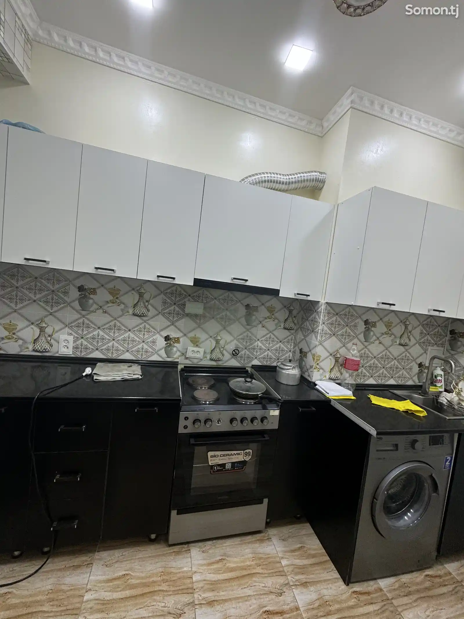 2-комн. квартира, 6 этаж, 60м², Цирк-3