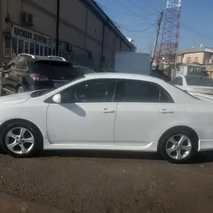 Toyota Corolla, 2013