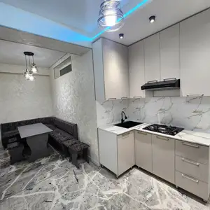 2-комн. квартира, 6 этаж, 50 м², 12 мкр