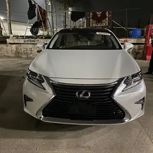 Lexus ES series, 2017