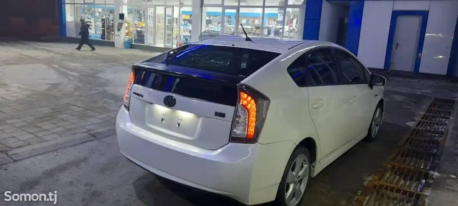 Toyota Prius, 2012-4