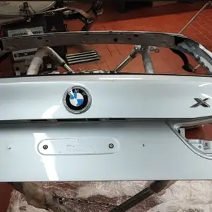 Задняя крышка багажника BMW F15