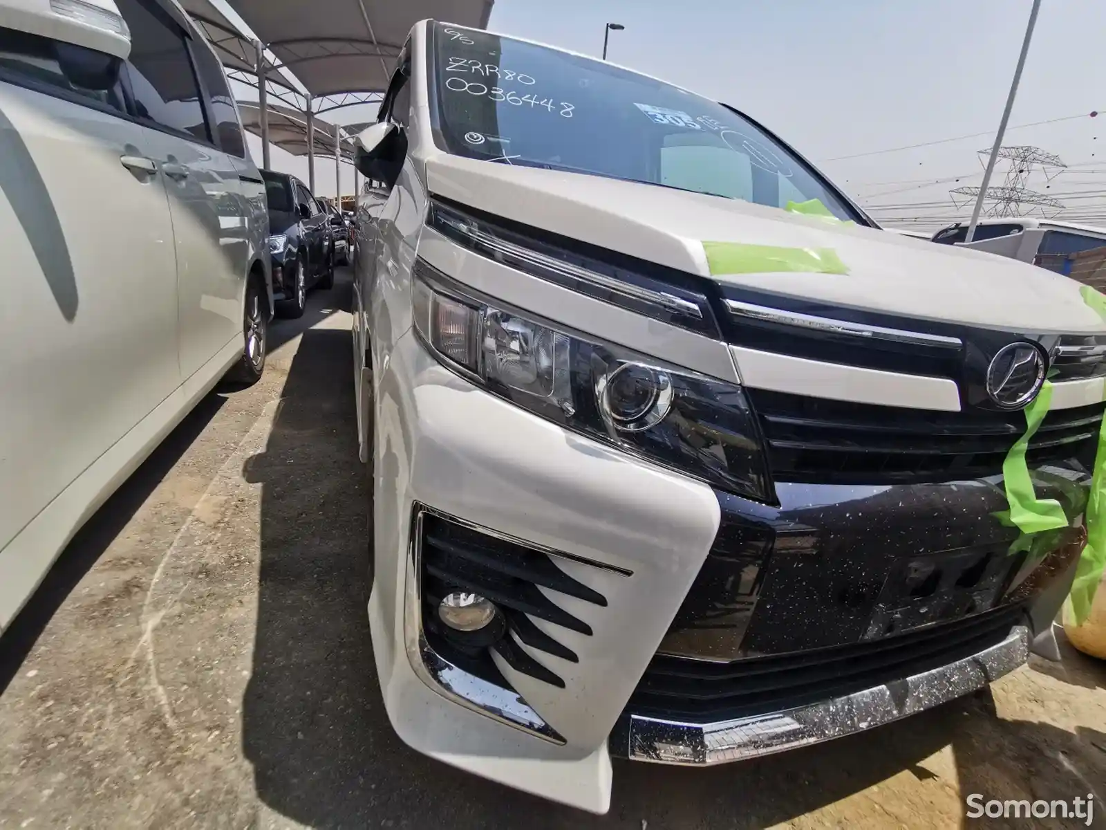 Toyota Voxy, 2014-5