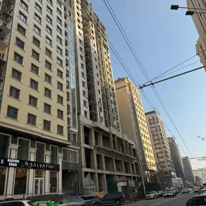 3-комн. квартира, 19 этаж, 141 м², И. Сомони