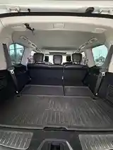 Nissan Armada, 2018-10