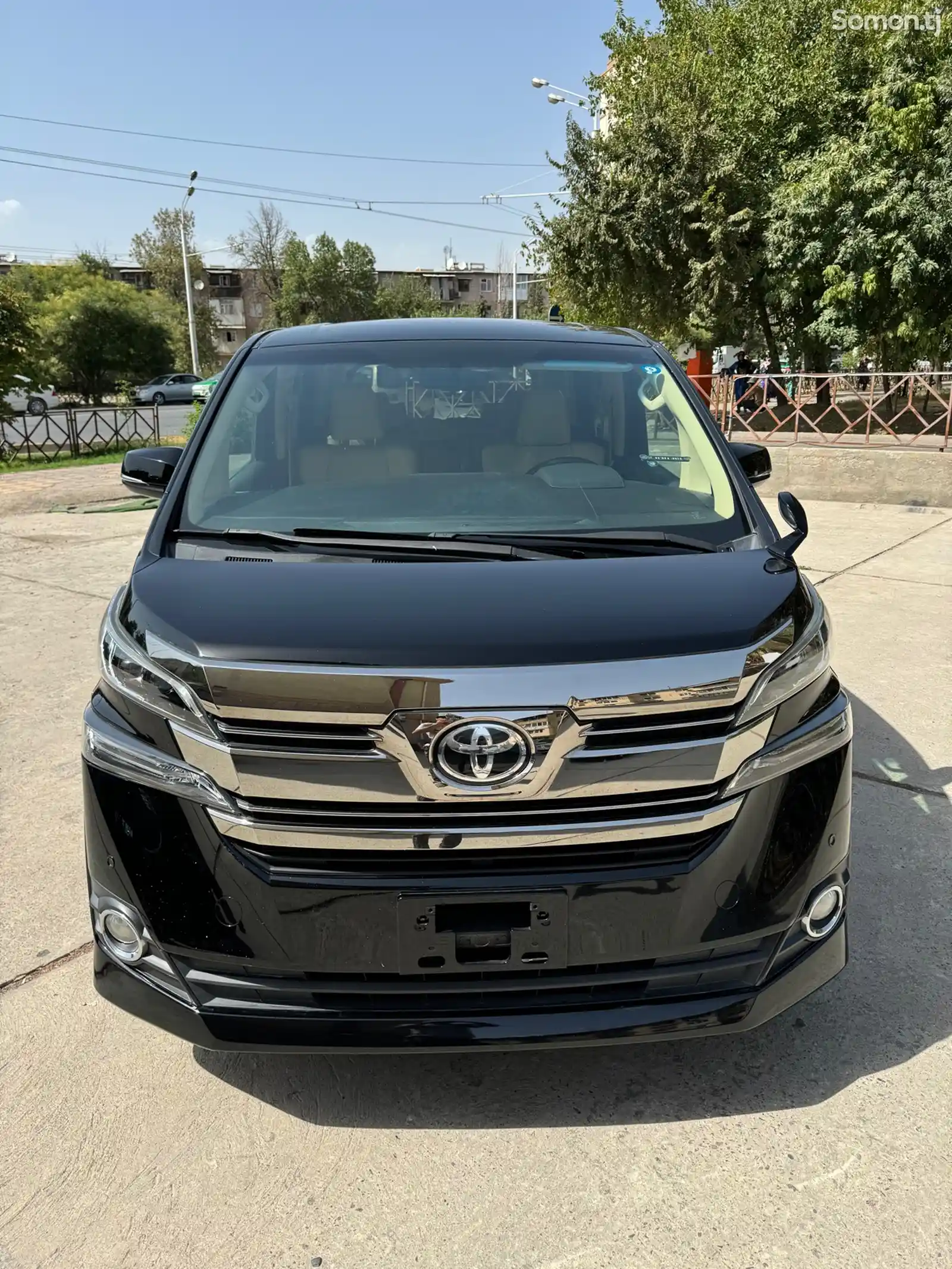 Toyota Vellfire, 2015-3