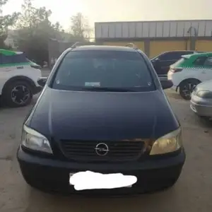 Opel Zafira, 2002