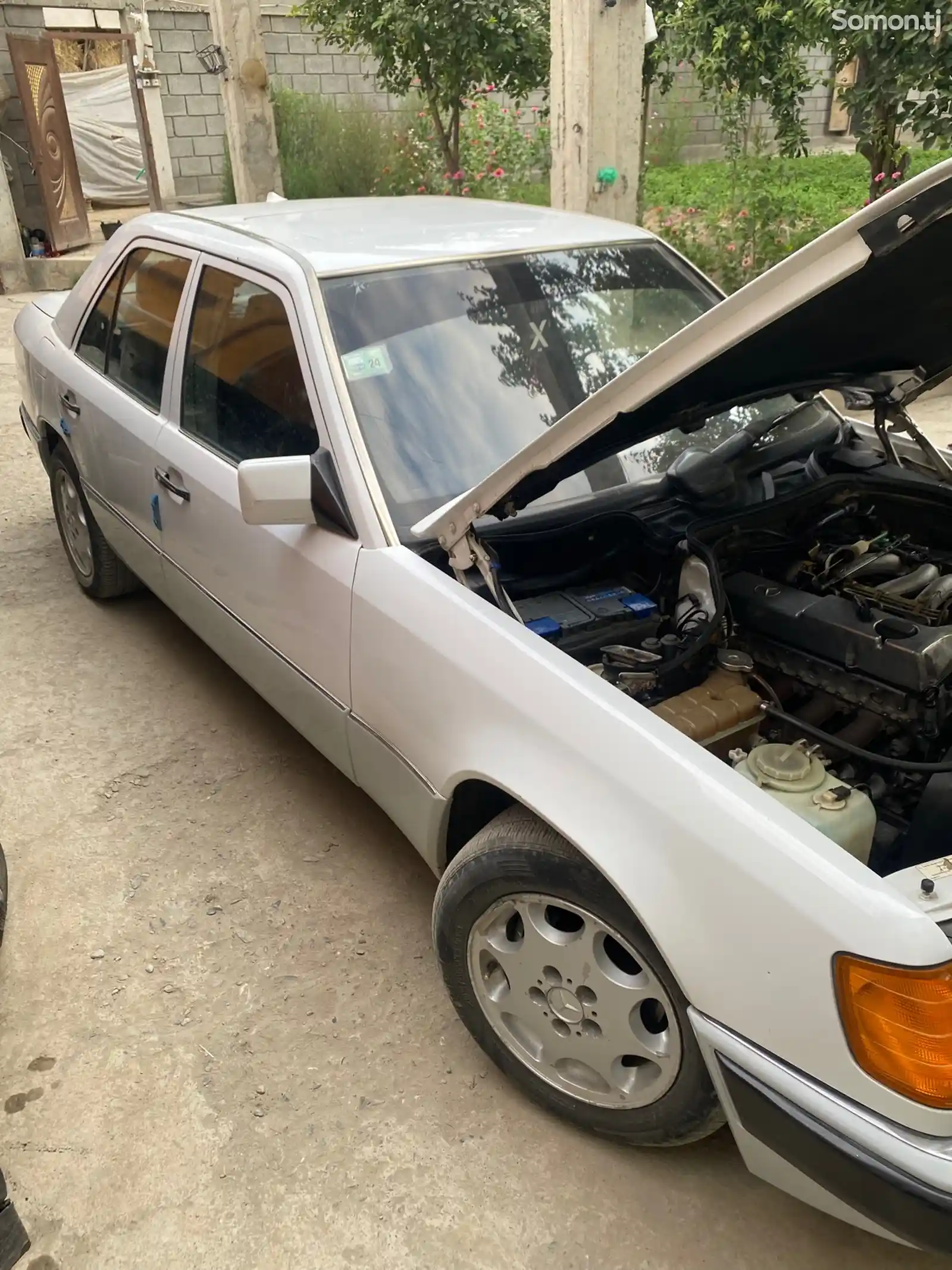 Mercedes-Benz W124, 1991-1