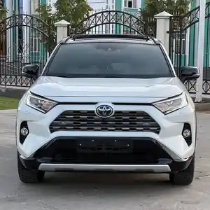 Toyota RAV 4, 2022