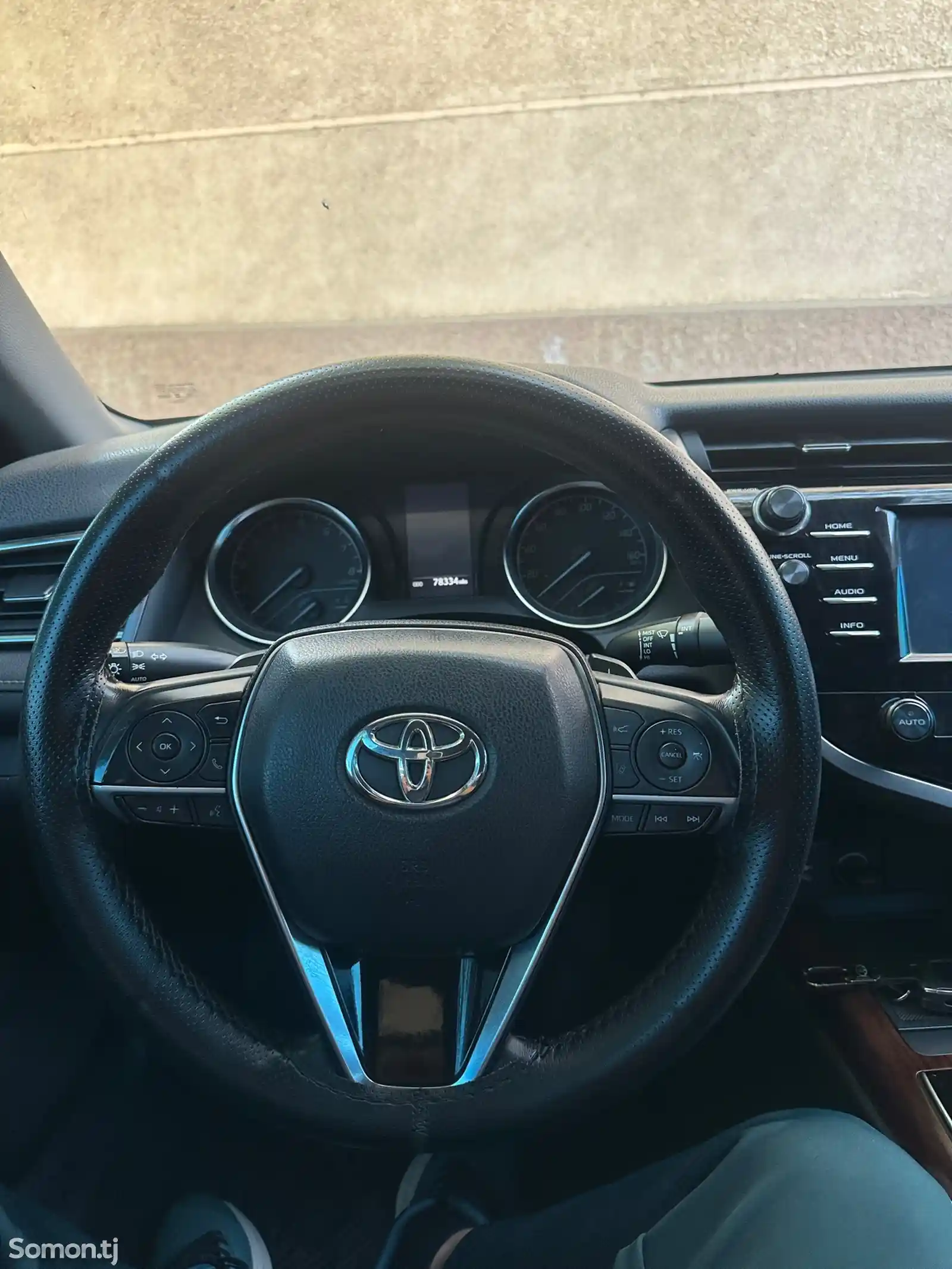 Toyota Camry, 2018-4