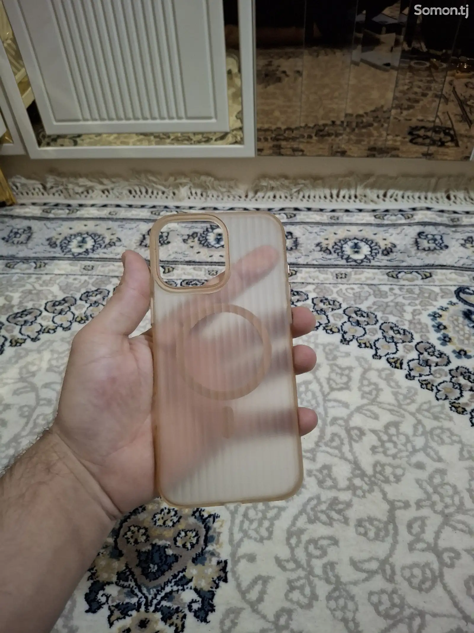 Чехол на Apple iPhone 15l6 Pro Max-1