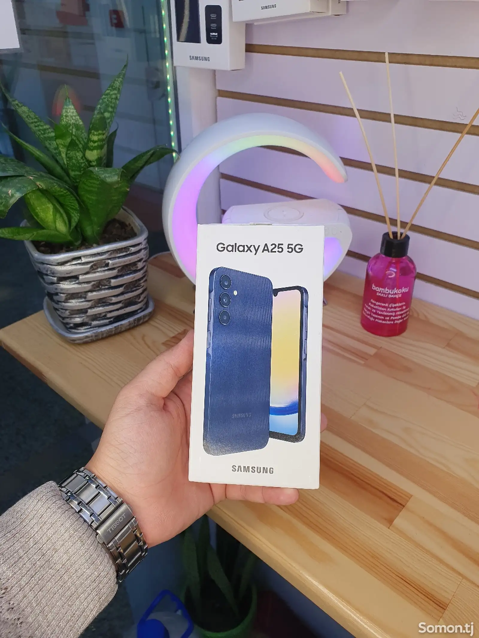 Samsung Galaxy A 25-1