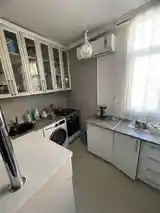 3-комн. квартира, 13 этаж, 74м², Садбарг-8