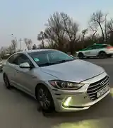 Hyundai Elantra, 2017-2