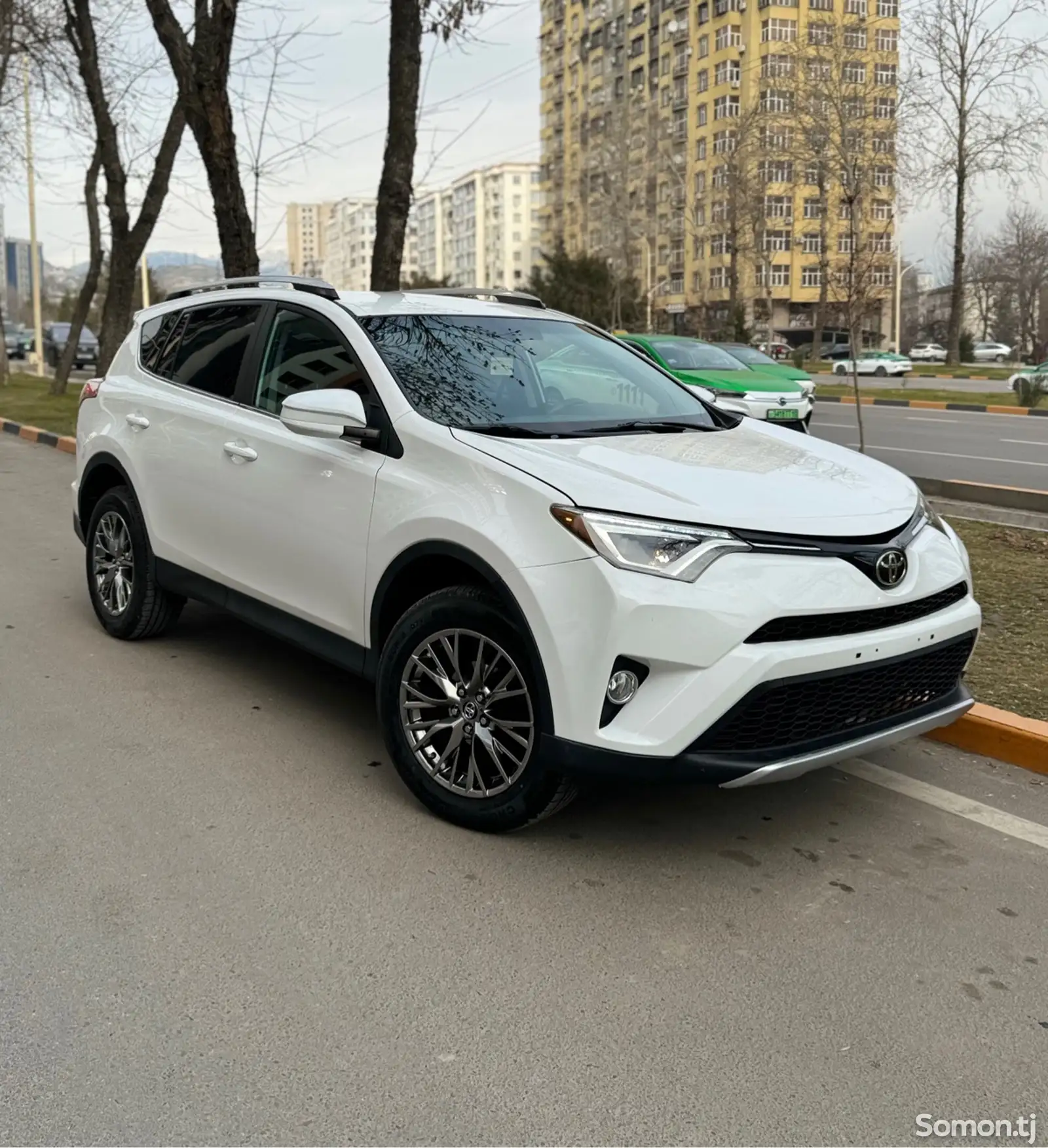 Toyota RAV 4, 2016-1