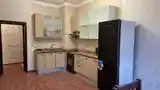 3-комн. квартира, 4 этаж, 80м², 92 мкр-9