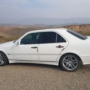 Mercedes-Benz E class, 1995