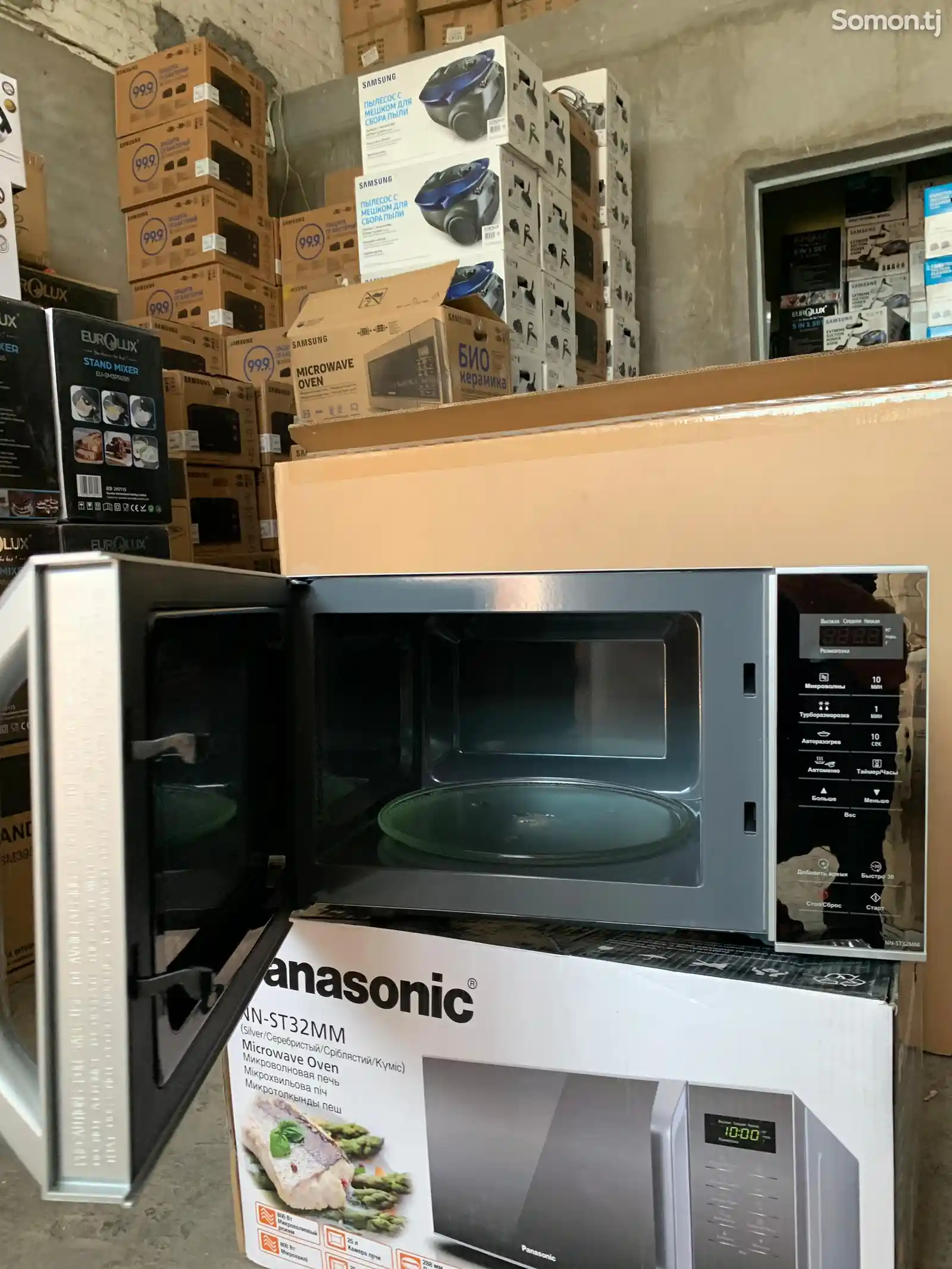 Микроволновая печь Panasonic NN-ST32MM-3