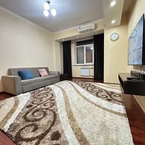 2-комн. квартира, 14 этаж, 70м², Дом печать