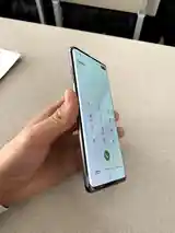 Samsung Galaxy S10+-3