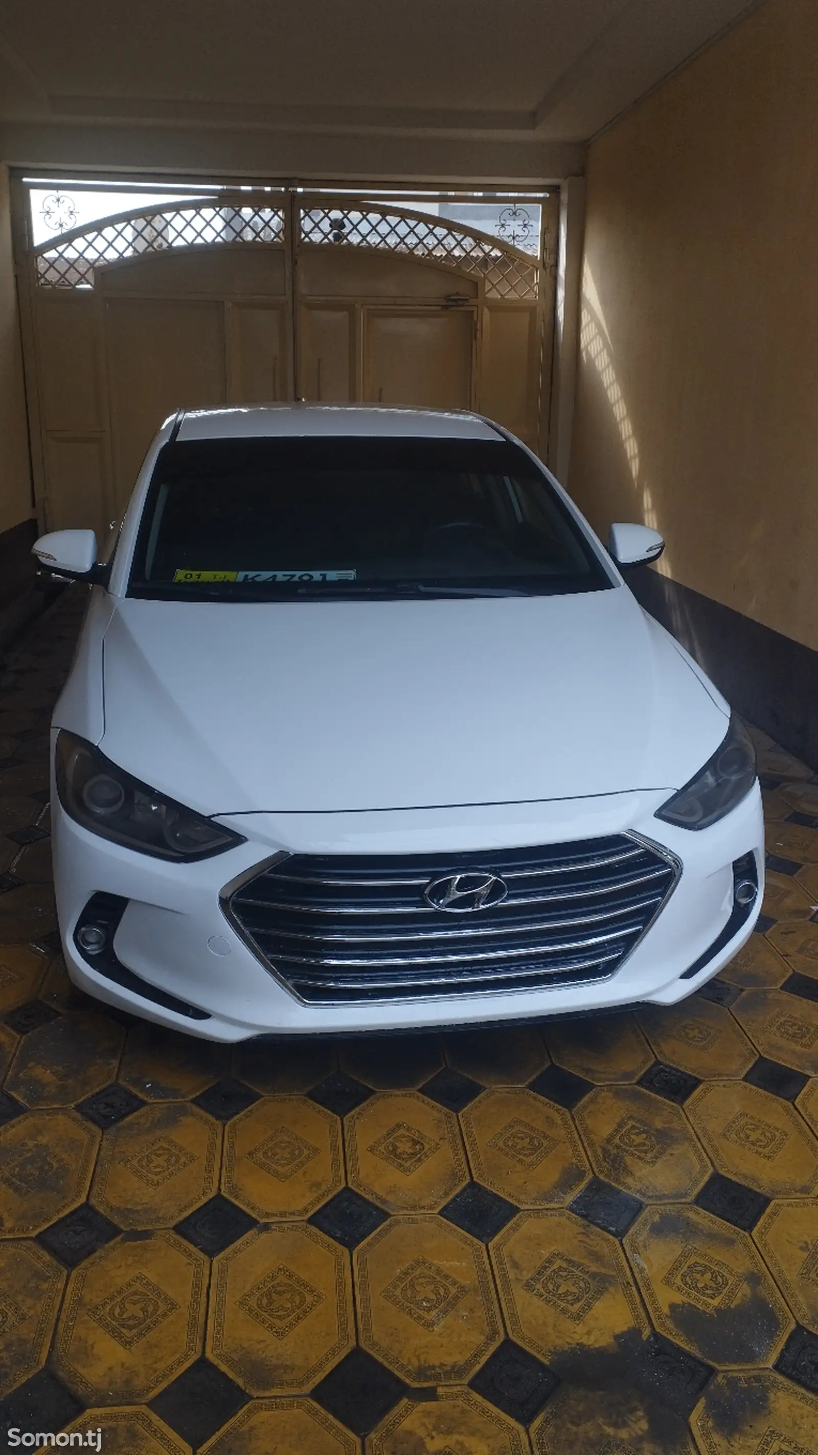 Hyundai Elantra, 2017-1