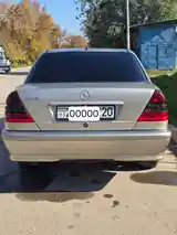 Mercedes-Benz C class, 1999-4