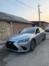 Lexus ES series, 2022-3