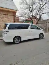 Toyota Vellfire, 2009-4