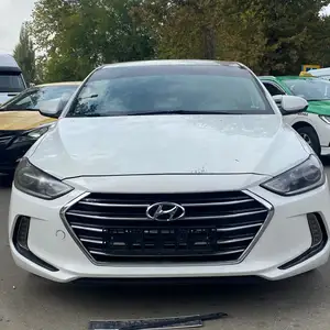 Hyundai Elantra, 2017