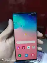 Samsung Galaxy S10+-2