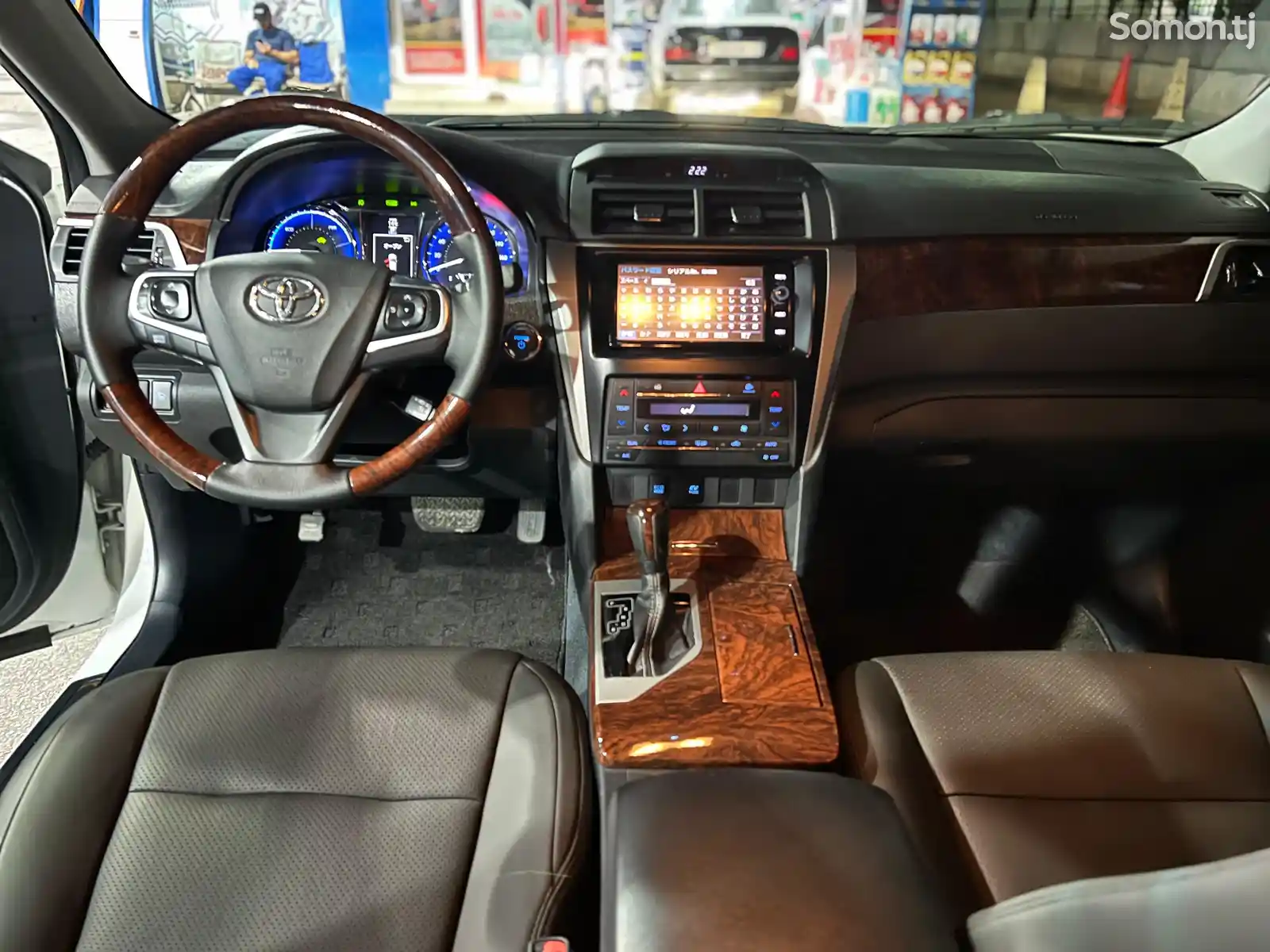 Toyota Camry, 2016-1