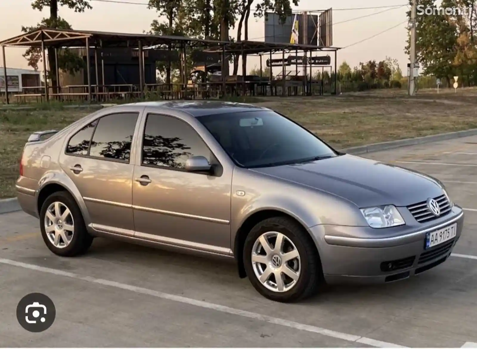 Правая передняя дверь от Volkswagen Bora 1998 2005-2