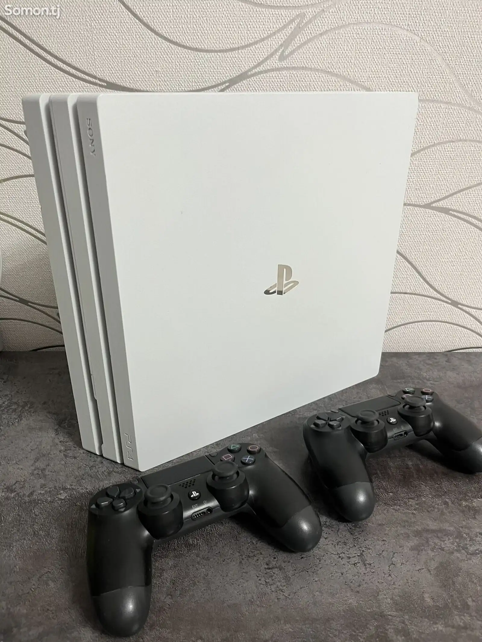 Игровая приставка PlayStation 4 pro 1 tb