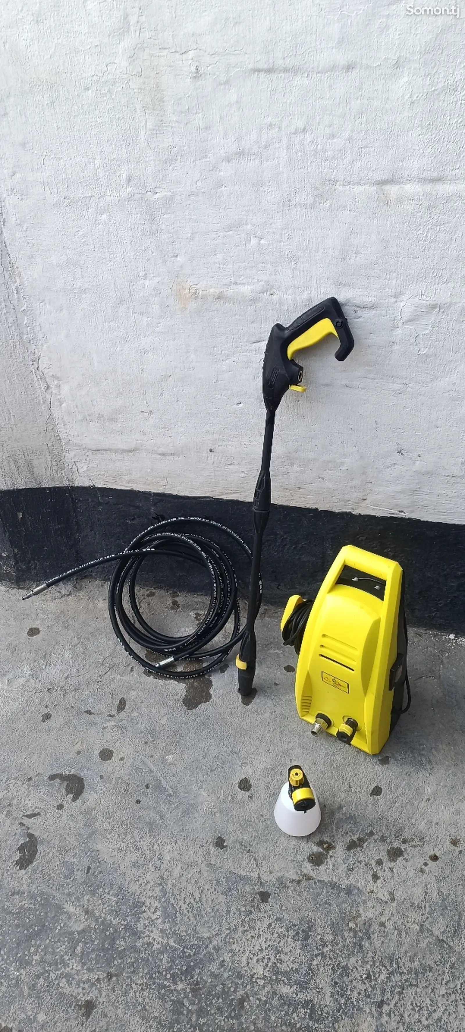 Мойка высокого давления Karcher-1