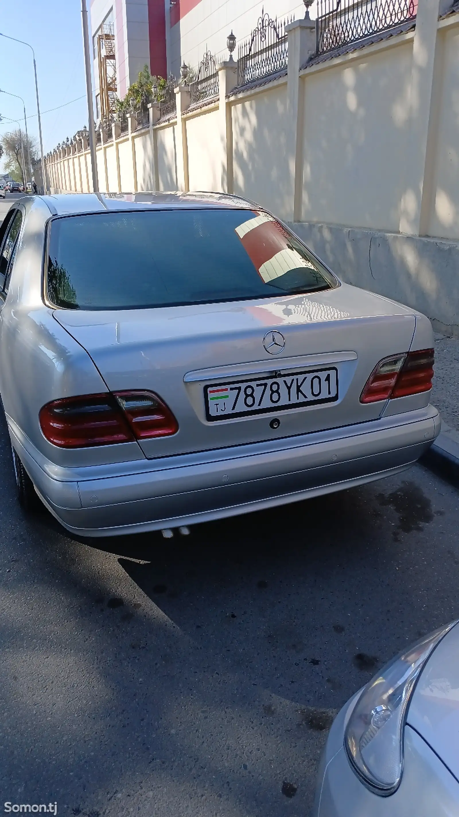 Mercedes-Benz E class, 2001-3