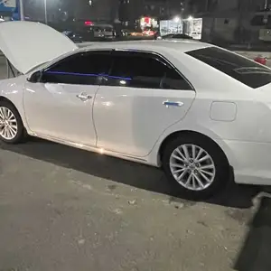 Toyota Camry, 2013