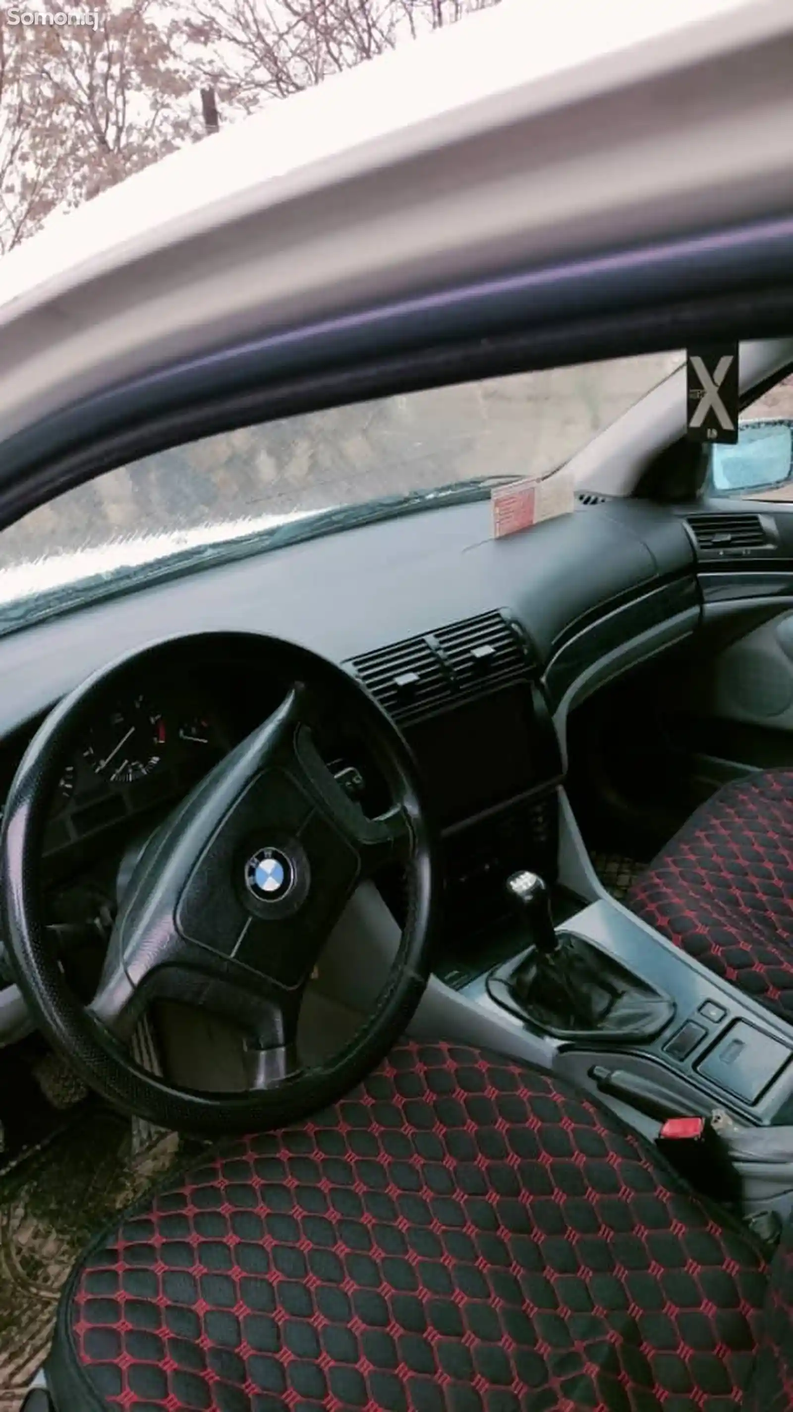 BMW M5, 1997-3