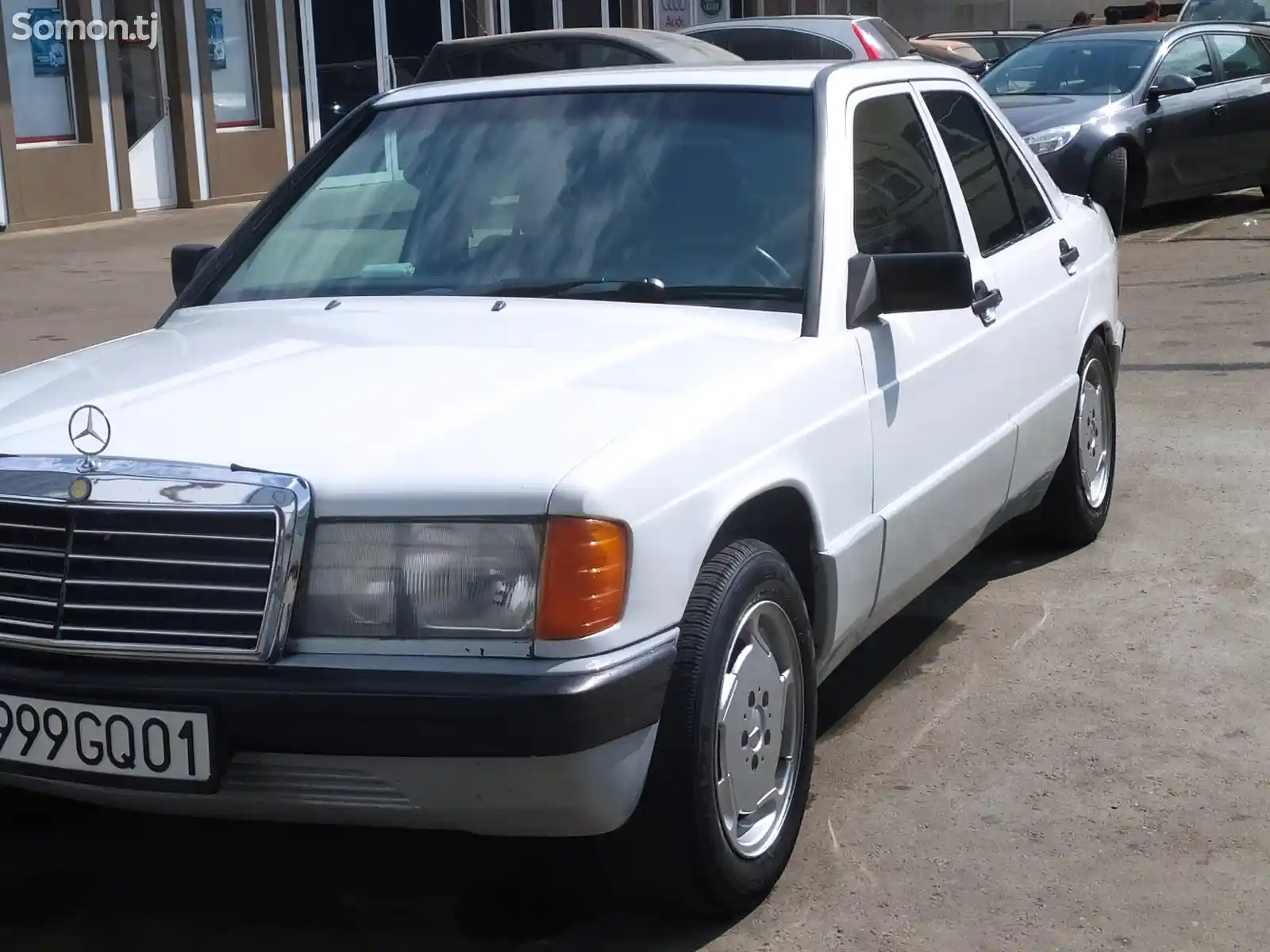 Mercedes-Benz W201, 1990-8